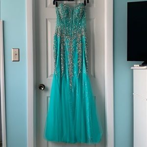 Jovani mermaid prom dress